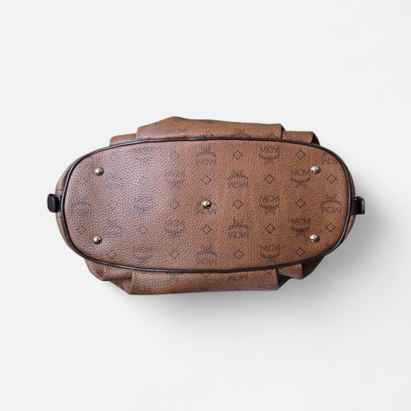 MCM Visetos monogram leather hobo - Picture 7 of 13